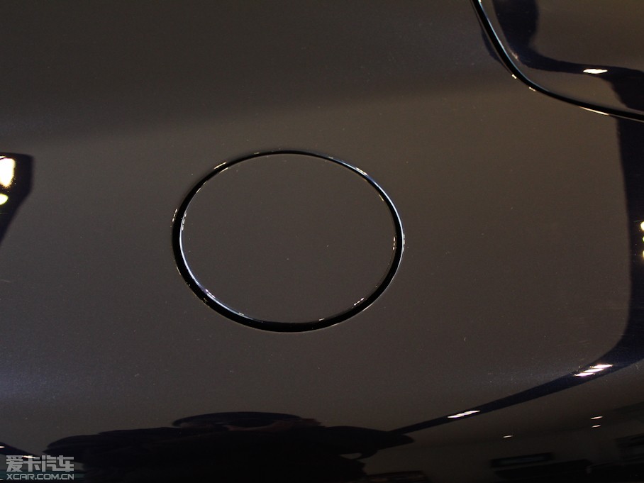 2011��DB9 6.0 Touchtronic Volante