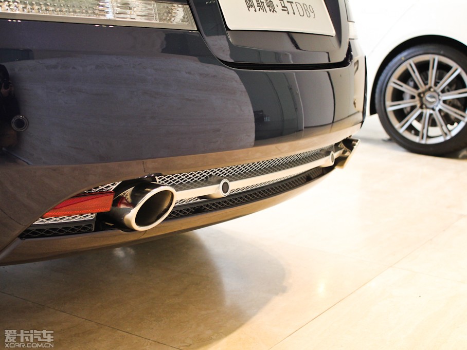 2011��DB9 6.0 Touchtronic Volante