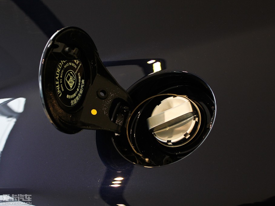 2011��DB9 6.0 Touchtronic Volante