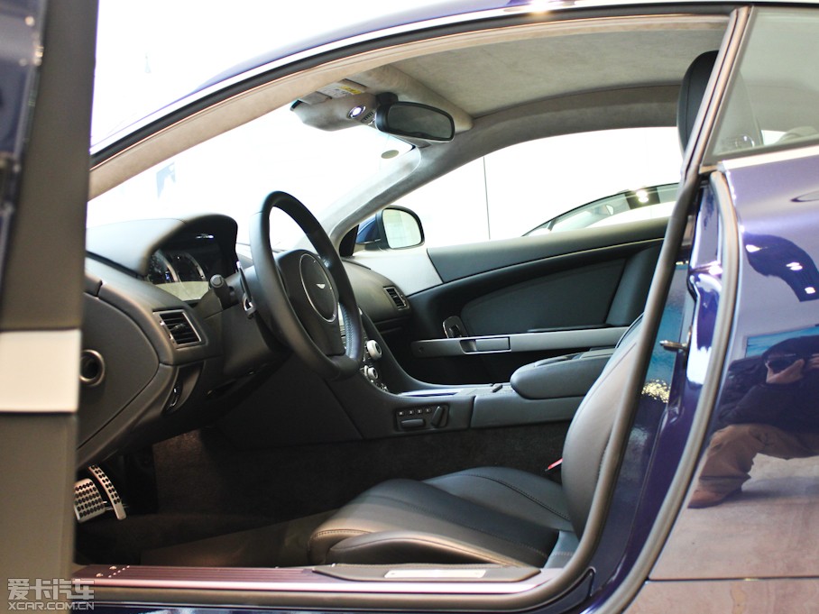 2011��DB9 6.0 Touchtronic Volante