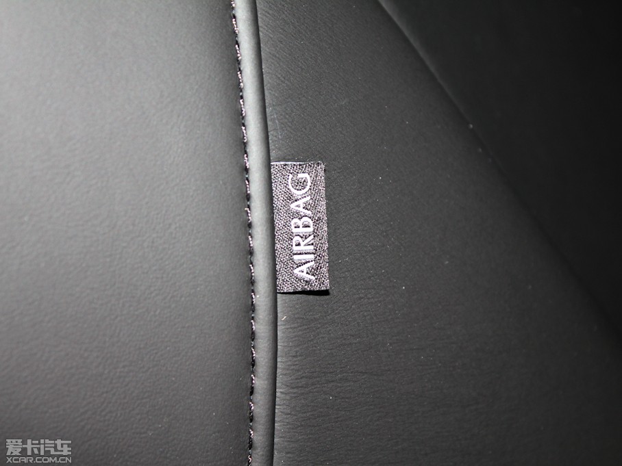 2011��DB9 6.0 Touchtronic Volante