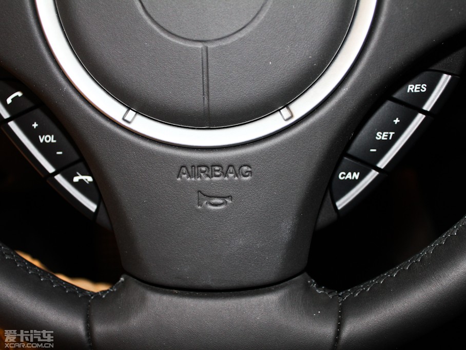 2011��DB9 6.0 Touchtronic Volante