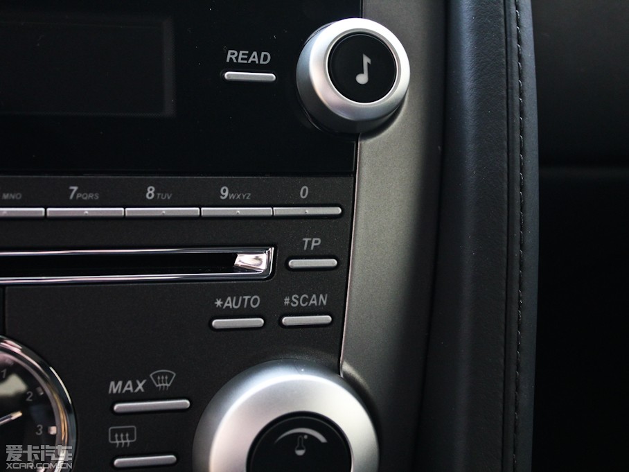 2011��DB9 6.0 Touchtronic Volante