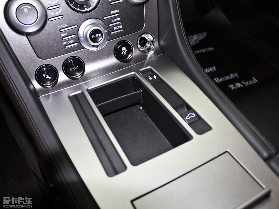 2011��DB9 6.0 Touchtronic Volante