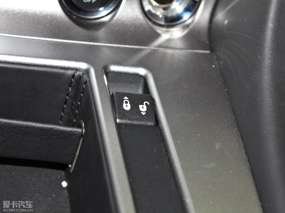 2011��DB9 6.0 Touchtronic Volante