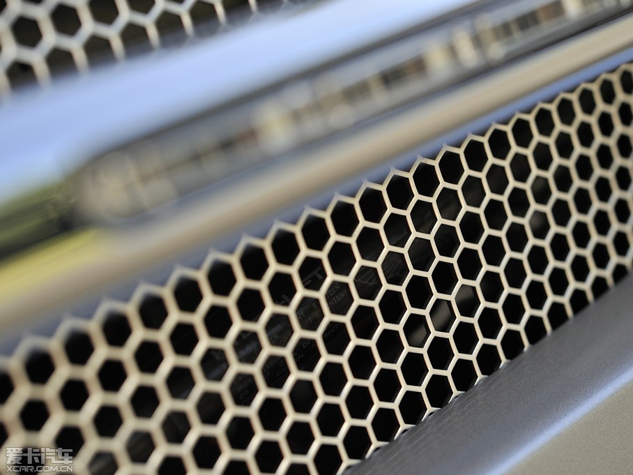 2014Vanquish Volante 