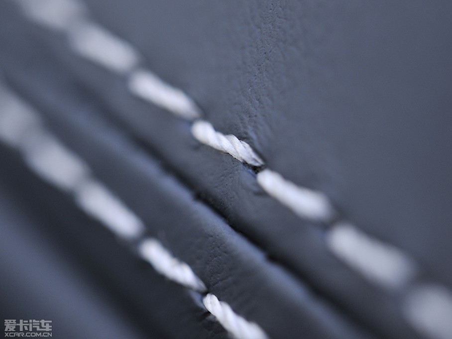 2014Vanquish Volante 