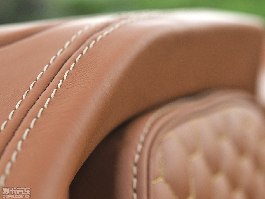 2014Vanquish Volante 