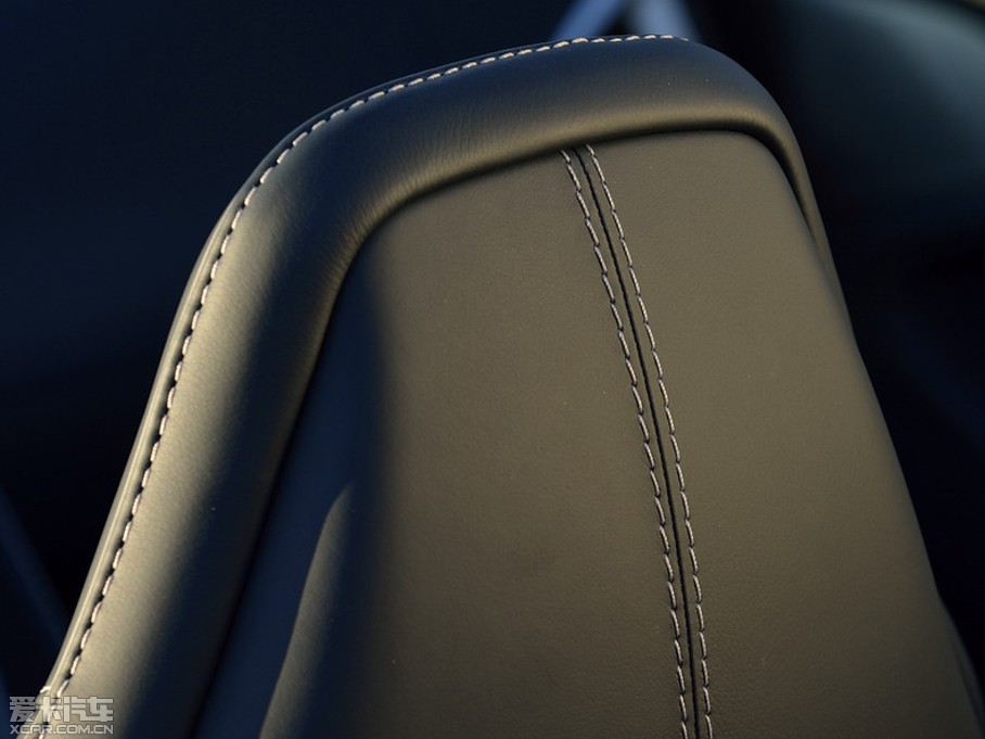 2014Vanquish Volante 