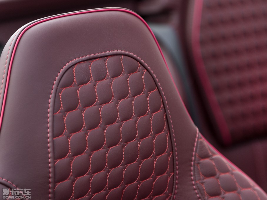 2015Vanquish 6.0L Volante