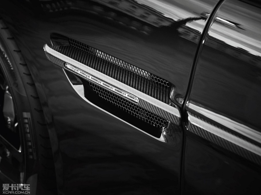 2015Vanquish  6.0L Ӳ ̼wS؄e