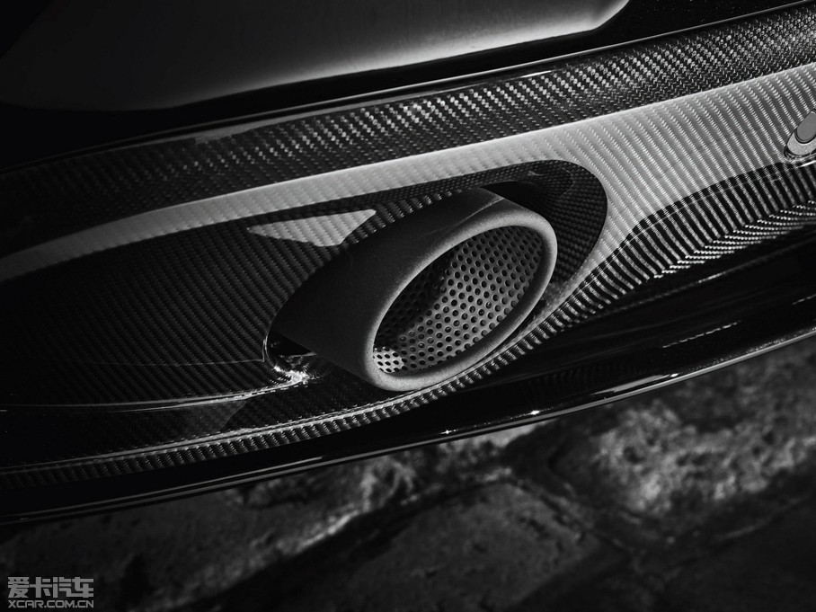 2015Vanquish  6.0L Ӳ ̼wS؄e