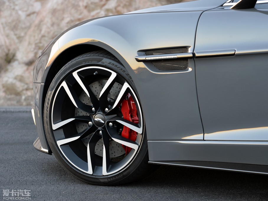 2015Vanquish 6.0L Volante