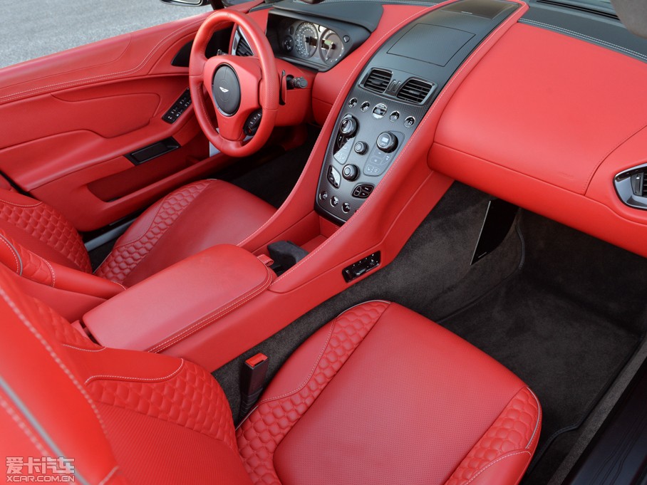 2015Vanquish 6.0L Volante