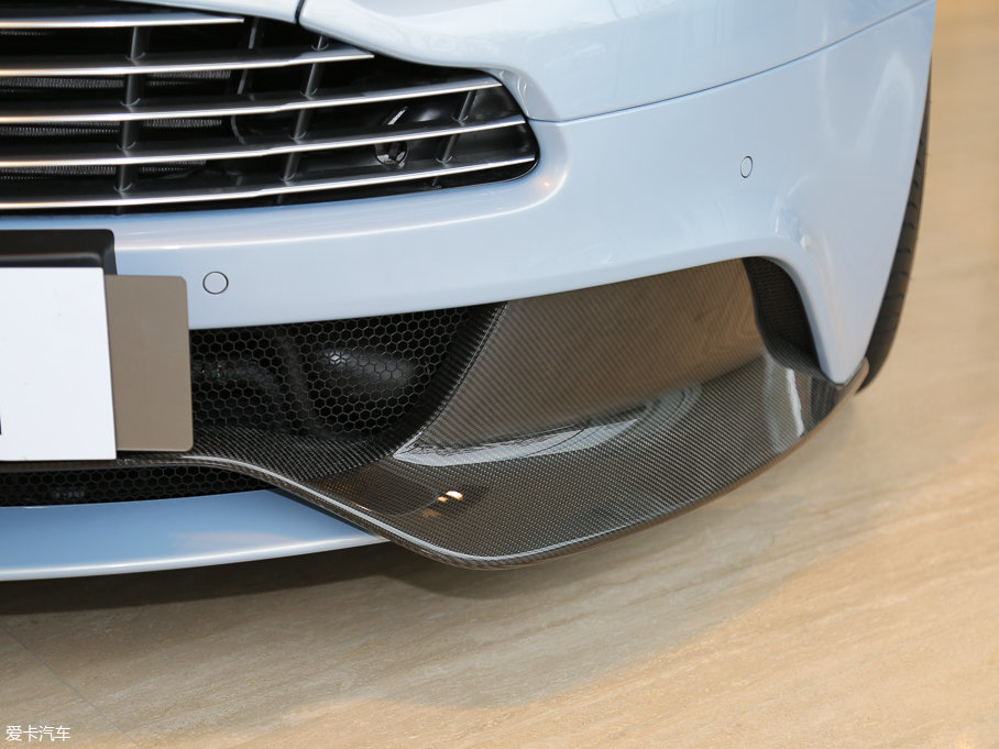 2015Vanquish 6.0L Coupe