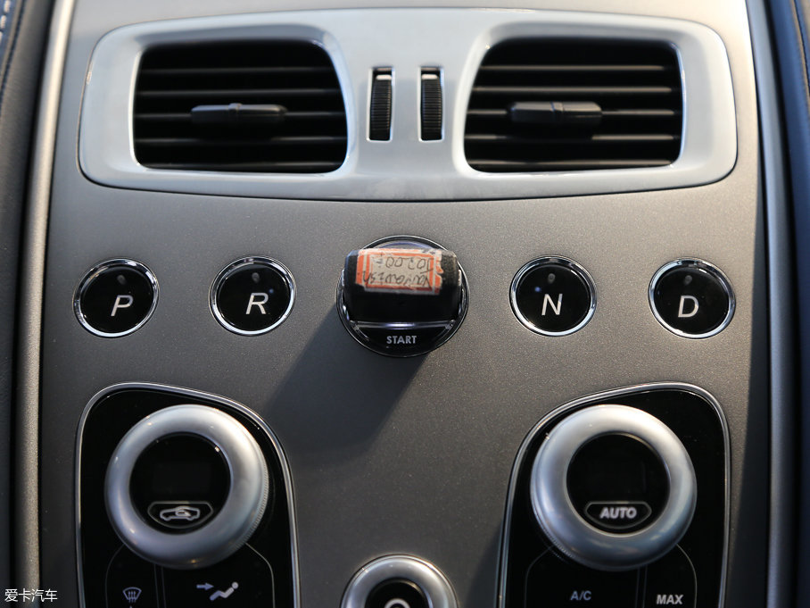 2015Vanquish 6.0L Coupe