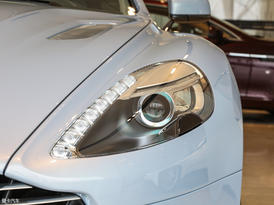 2015Vanquish 6.0L Coupe