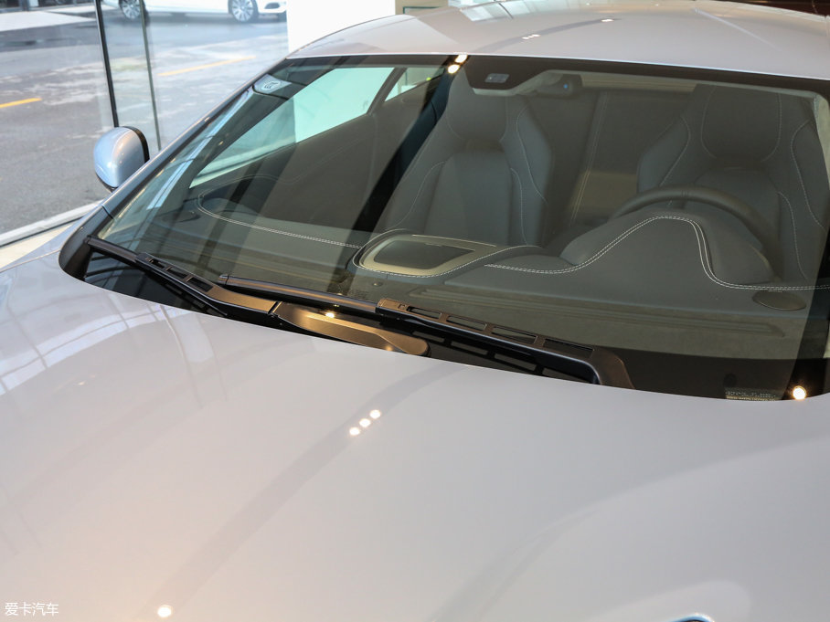 2015Vanquish 6.0L Coupe