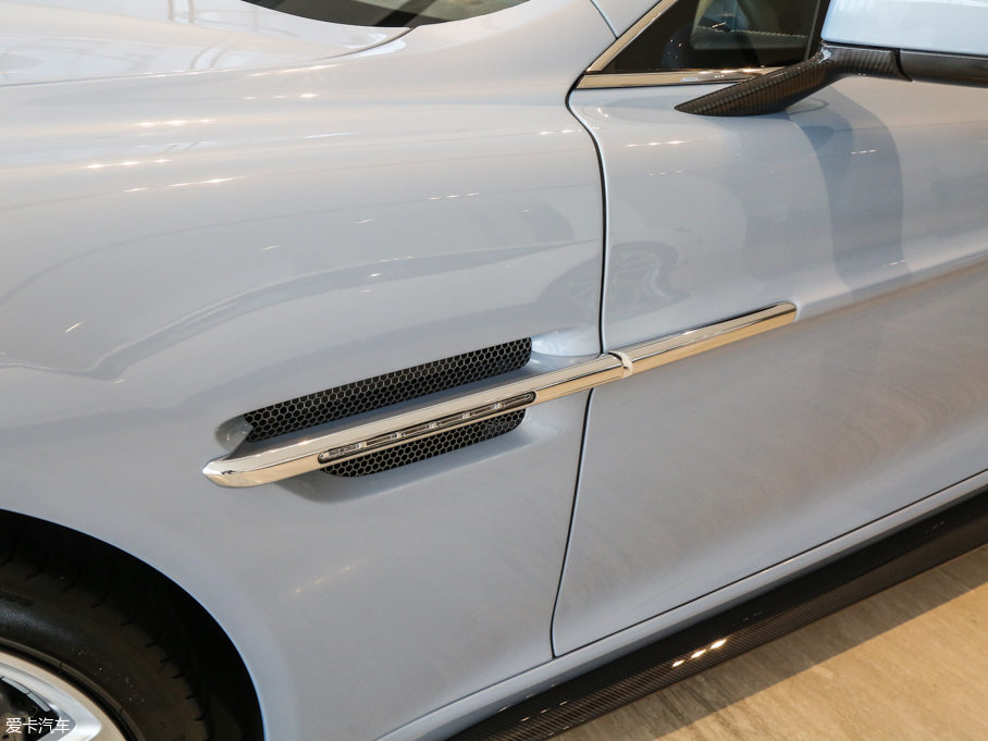 2015Vanquish 6.0L Coupe