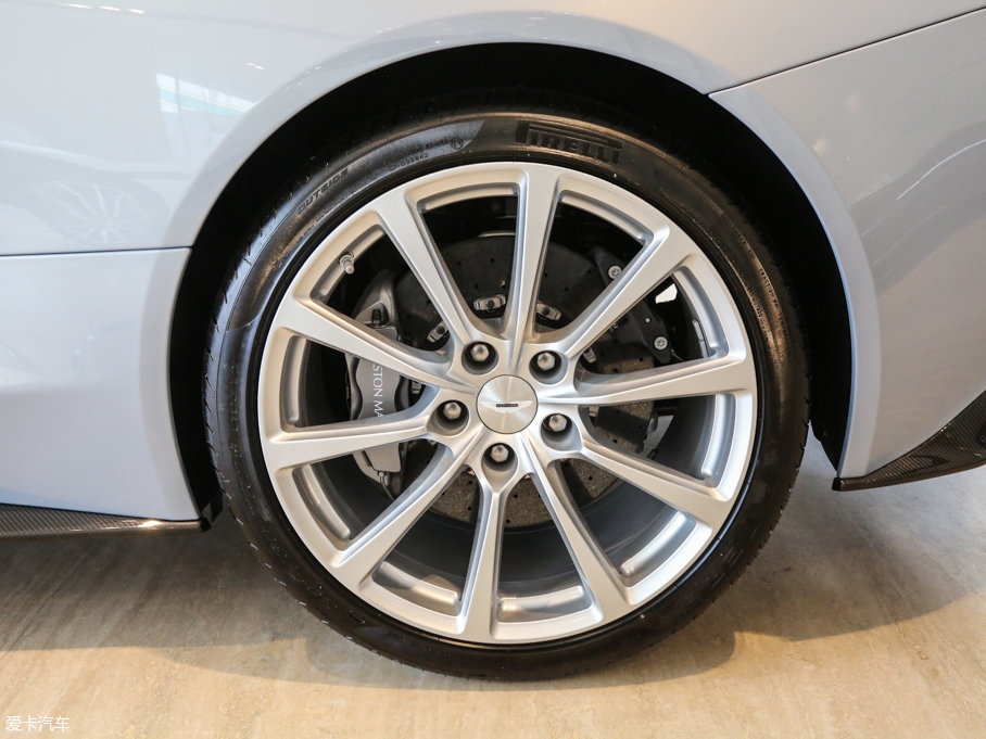 2015Vanquish 6.0L Coupe