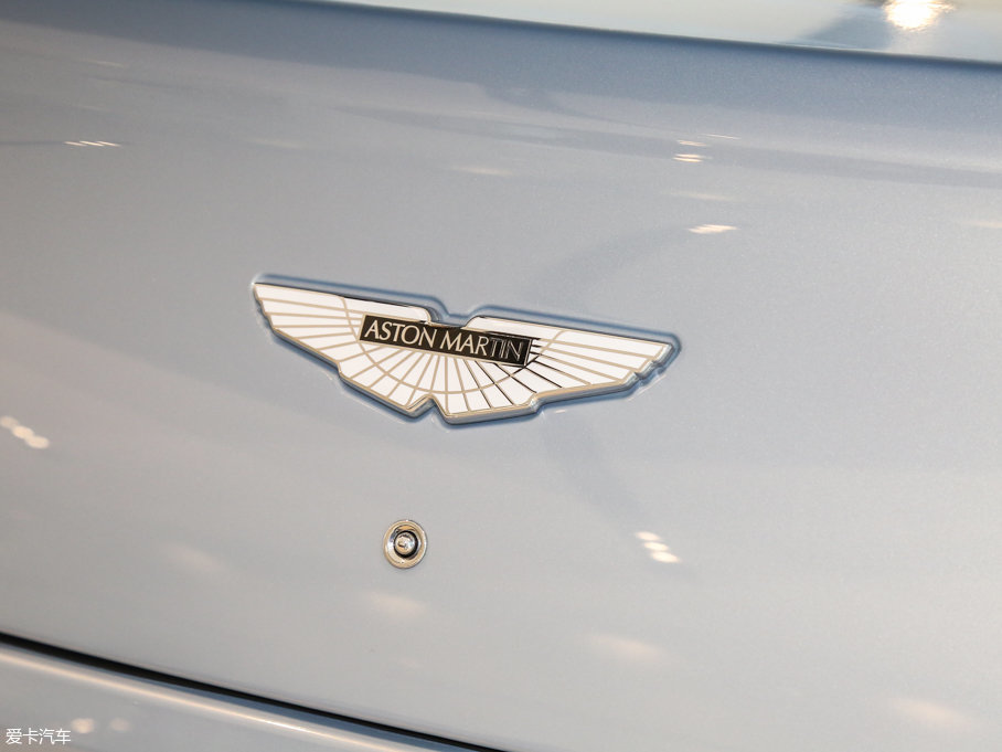 2015Vanquish 6.0L Coupe