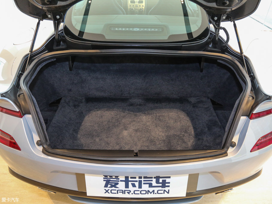 2015Vanquish 6.0L Coupe