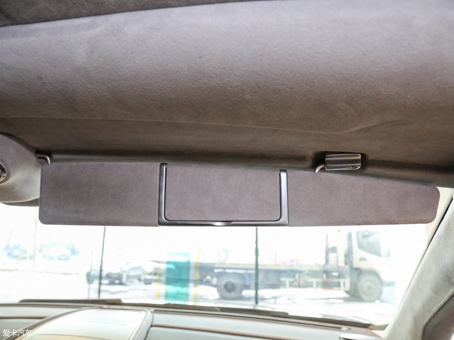 2015Vanquish 6.0L Coupe