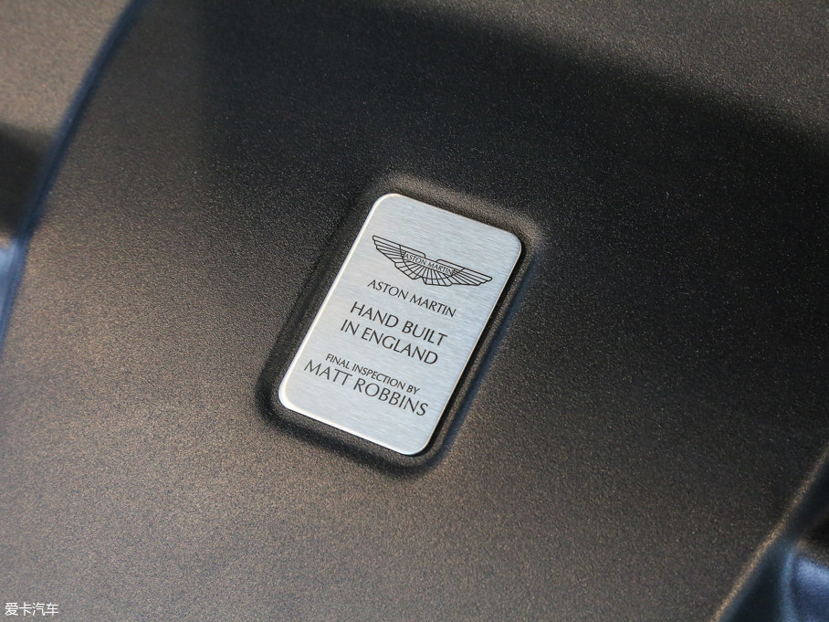 2015Vanquish 6.0L Coupe