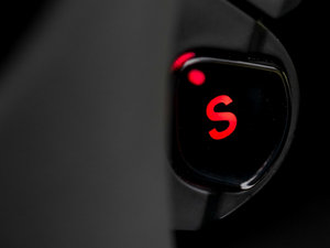 20156.0L Coupe п؅^(q)