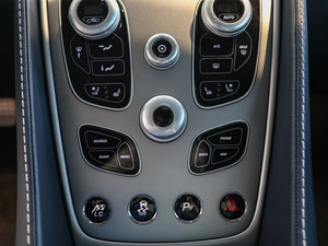 20156.0L Coupe п؅^