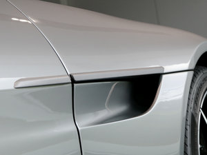 2015款基本型 细节外观