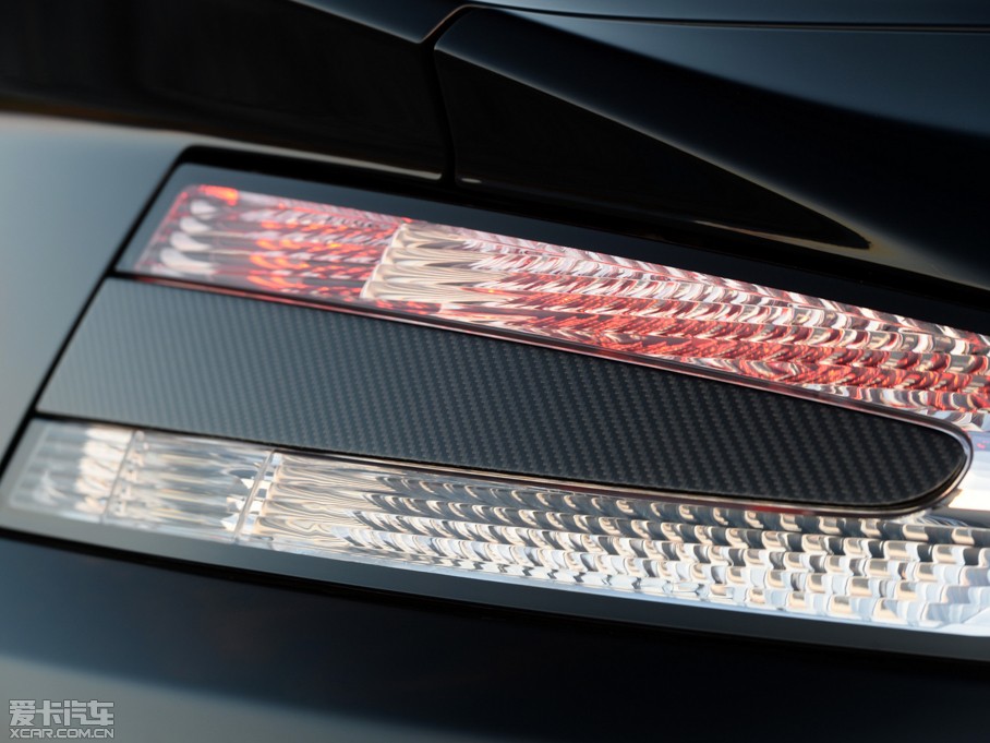 2015˹DRV8 Vantage GT Roadster