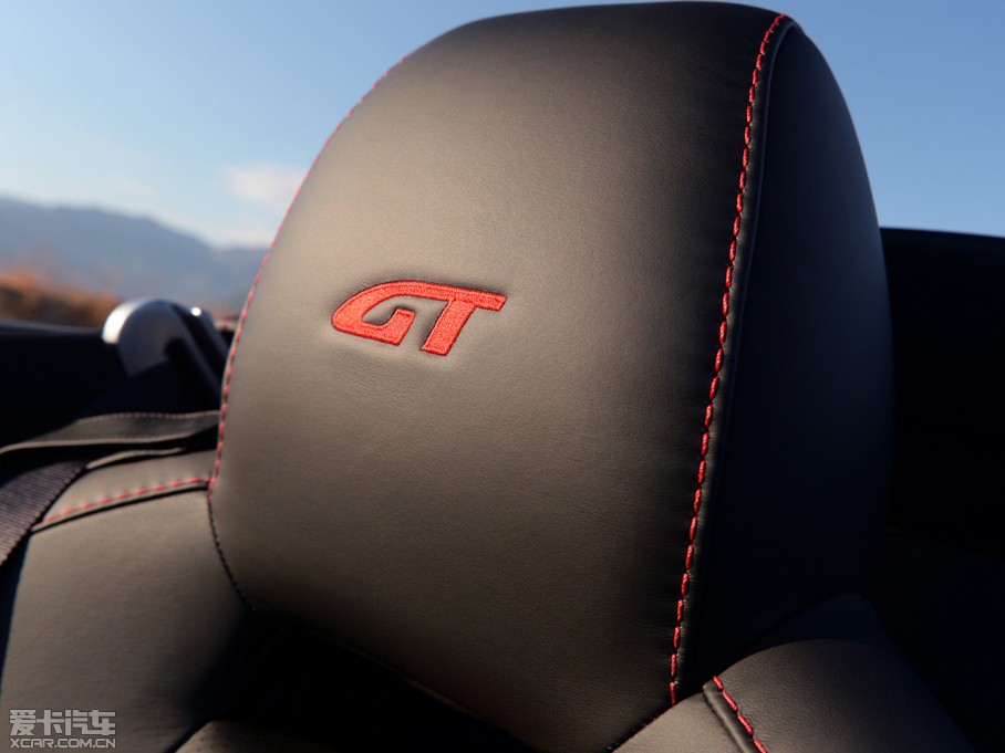 2015˹DRV8 Vantage GT Roadster