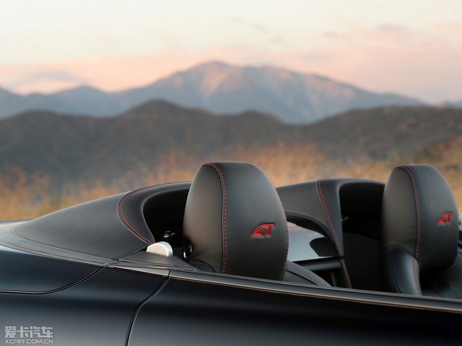 2015˹DRV8 Vantage GT Roadster