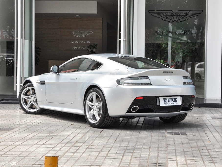 2017V8 Vantage 4.7L coupe