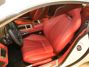 2015款6.0L Coupe 主驾驶座椅