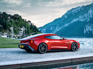2016Zagato܇ w^
