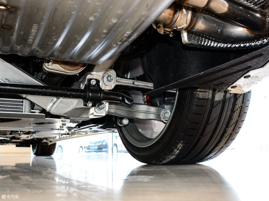 2017Rapide 6.0L S Q(g)Զư