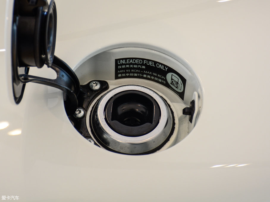 2017Rapide 6.0L S QԶư