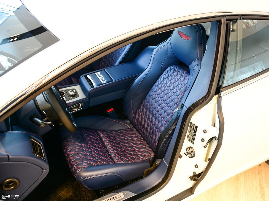 2017Rapide 6.0L S Q(g)Զư