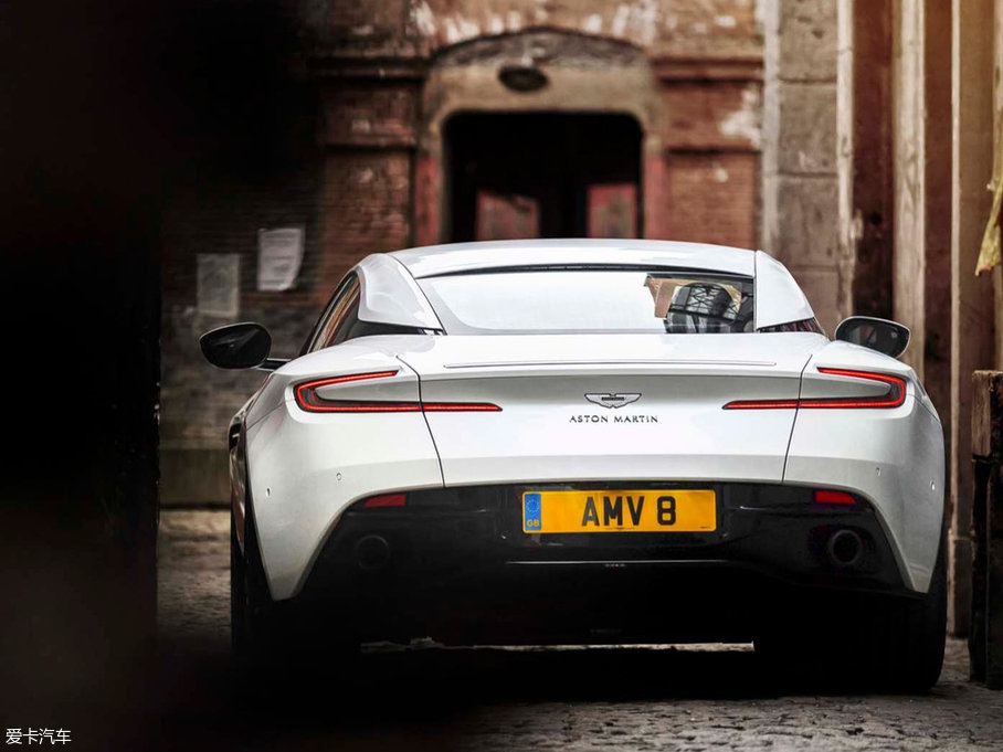 2017˹DRDB11 4.0T V8