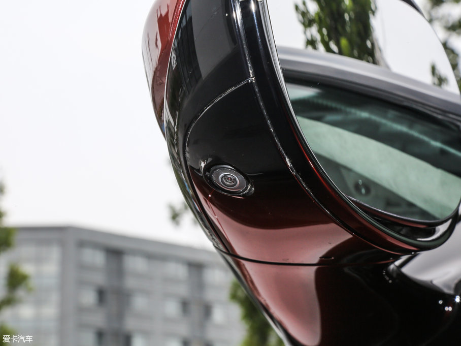 2017˹DRDB11 5.2T V12