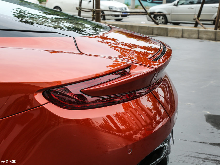 2017˹DRDB11 5.2T V12