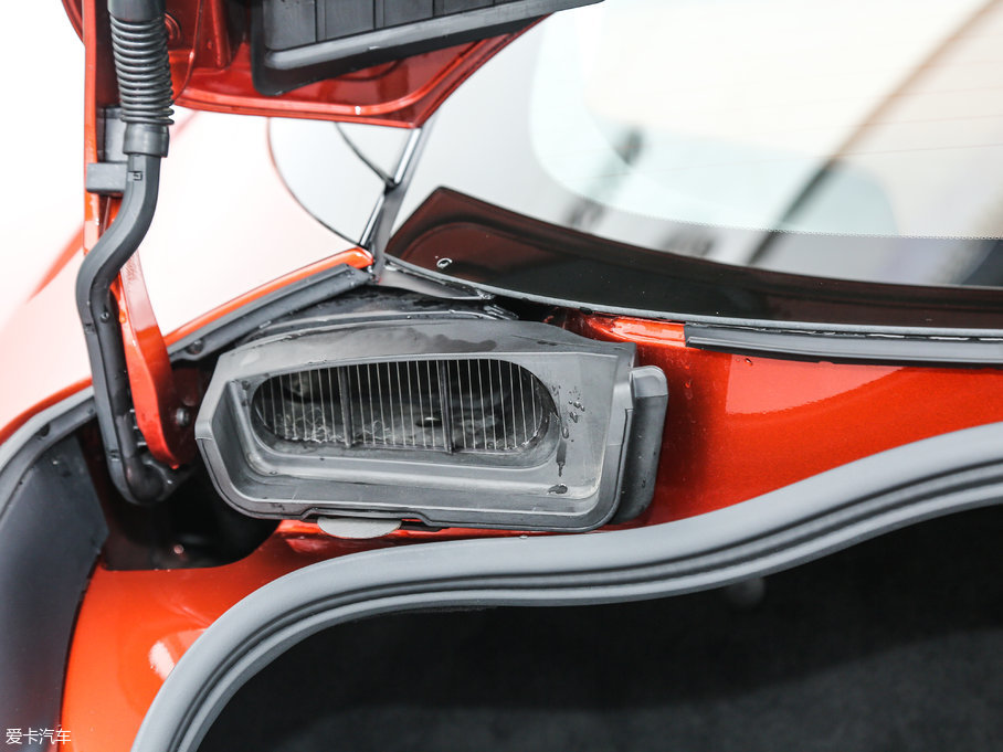 2017˹DRDB11 5.2T V12