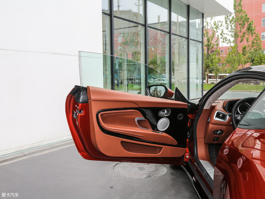 2017˹DRDB11 5.2T V12