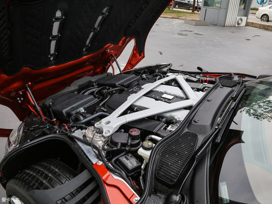 2017˹DRDB11 5.2T V12