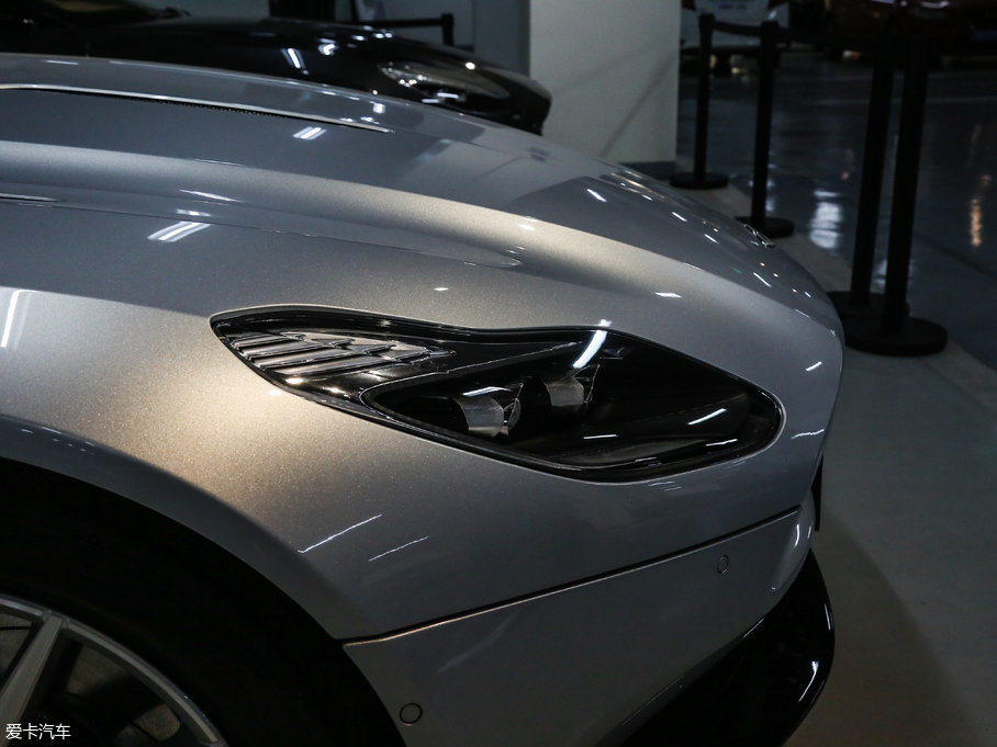 2017˹DRDB11 5.2T V12