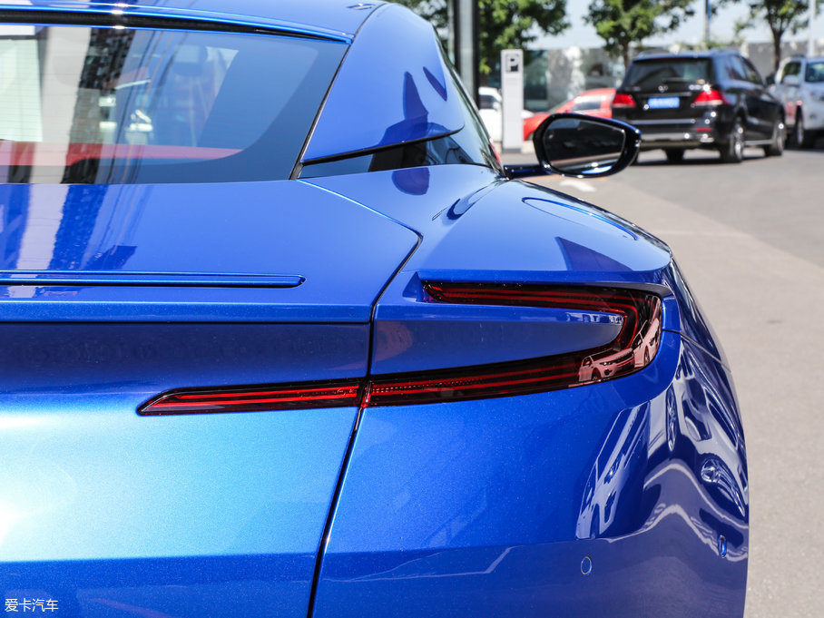 2017˹DRDB11 5.2T V12