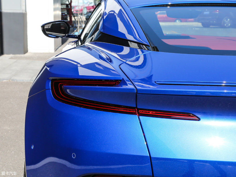 2017˹DRDB11 5.2T V12