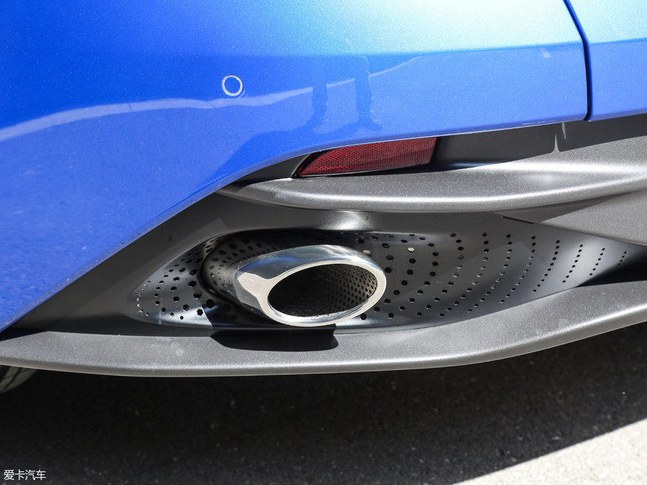 2017˹DRDB11 5.2T V12